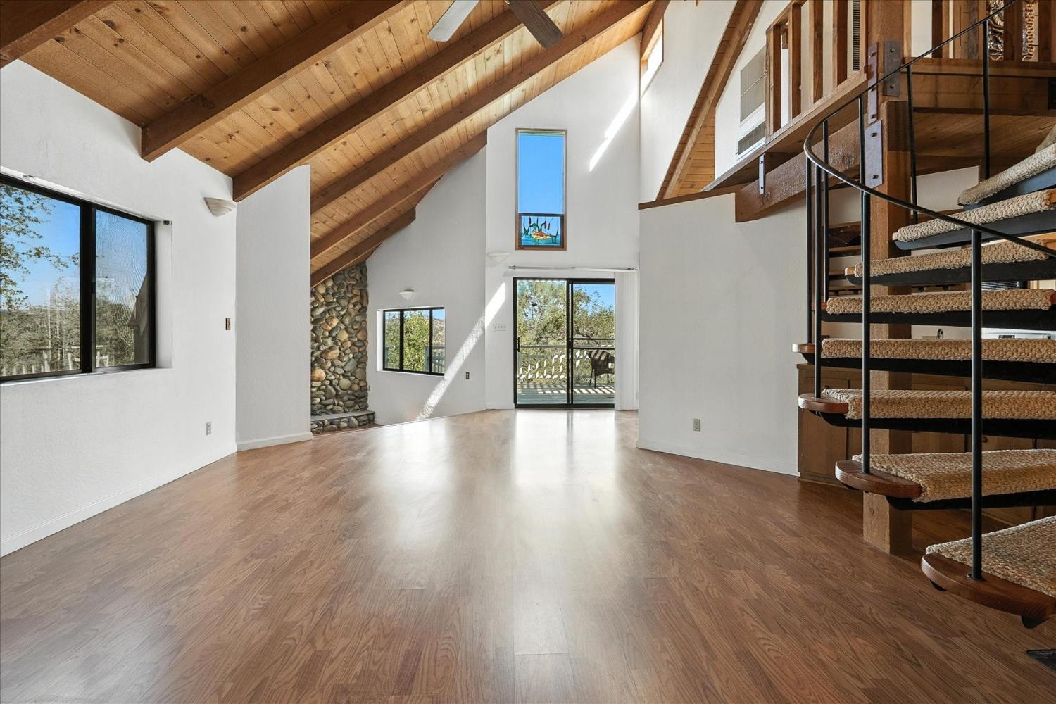 42480 Ranger Circle Way, Coarsegold, CA 93614