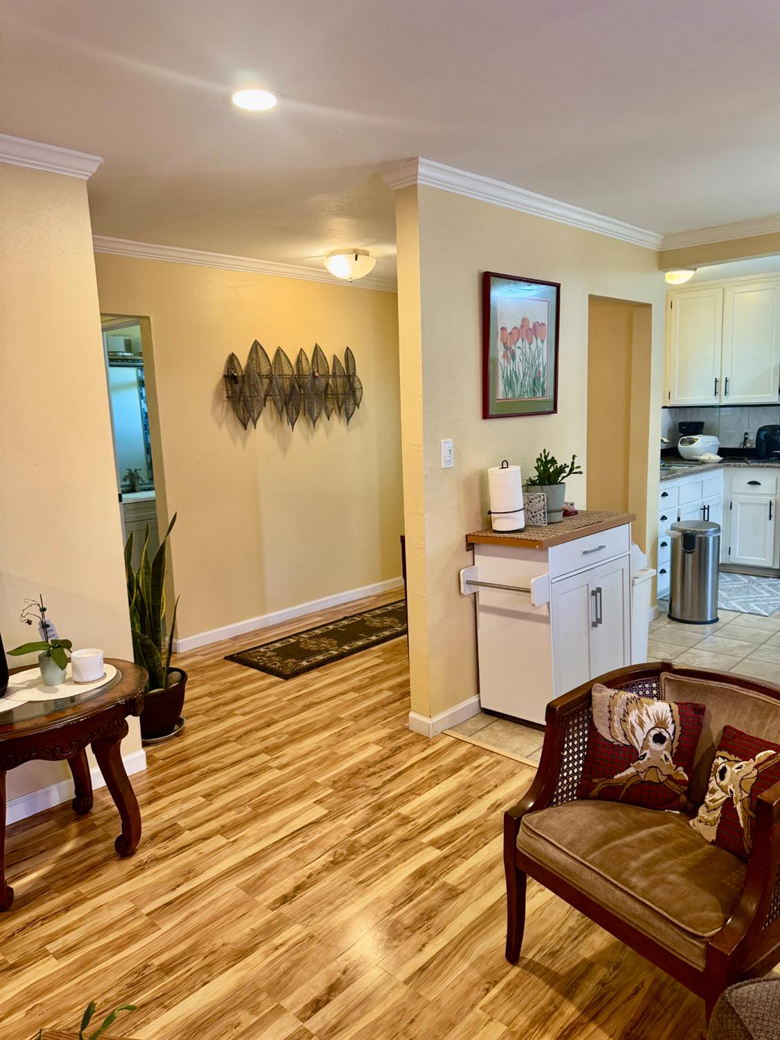 2733 E Willis Ave, Fresno, CA 93726