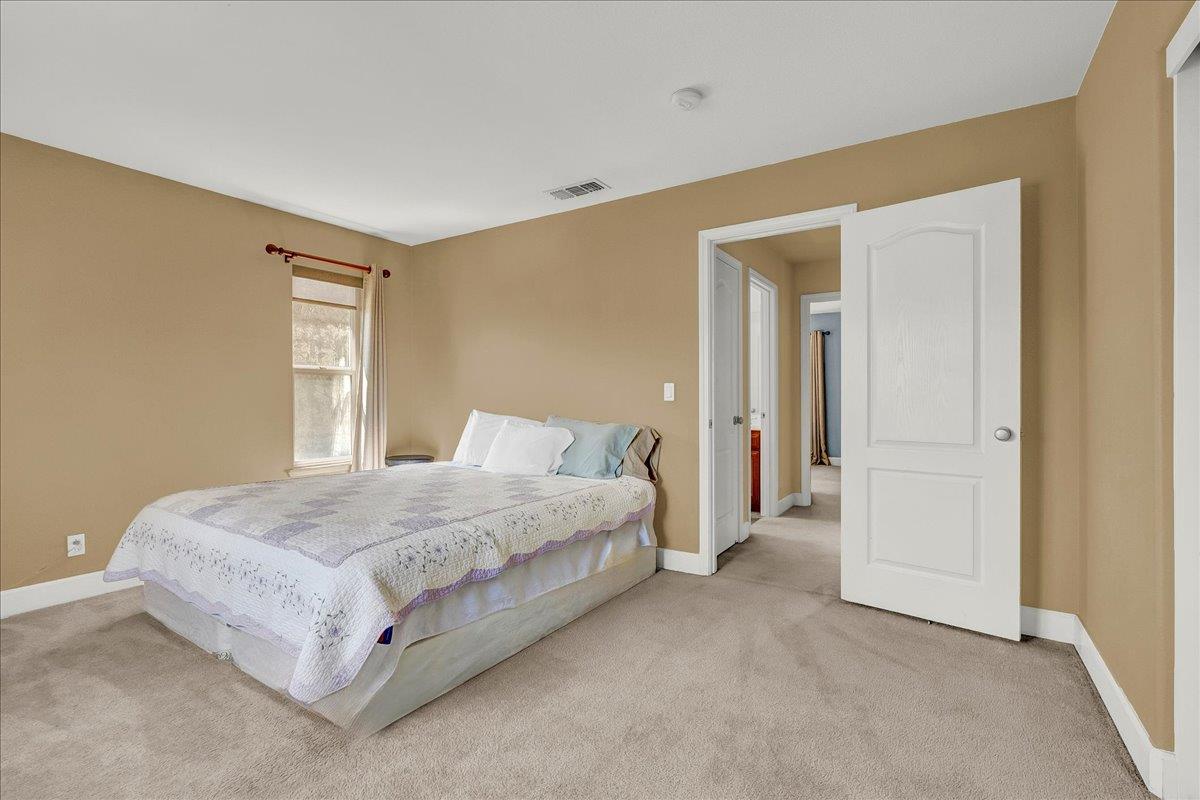 3615 W Sunnyview Ave, Visalia, CA 93291