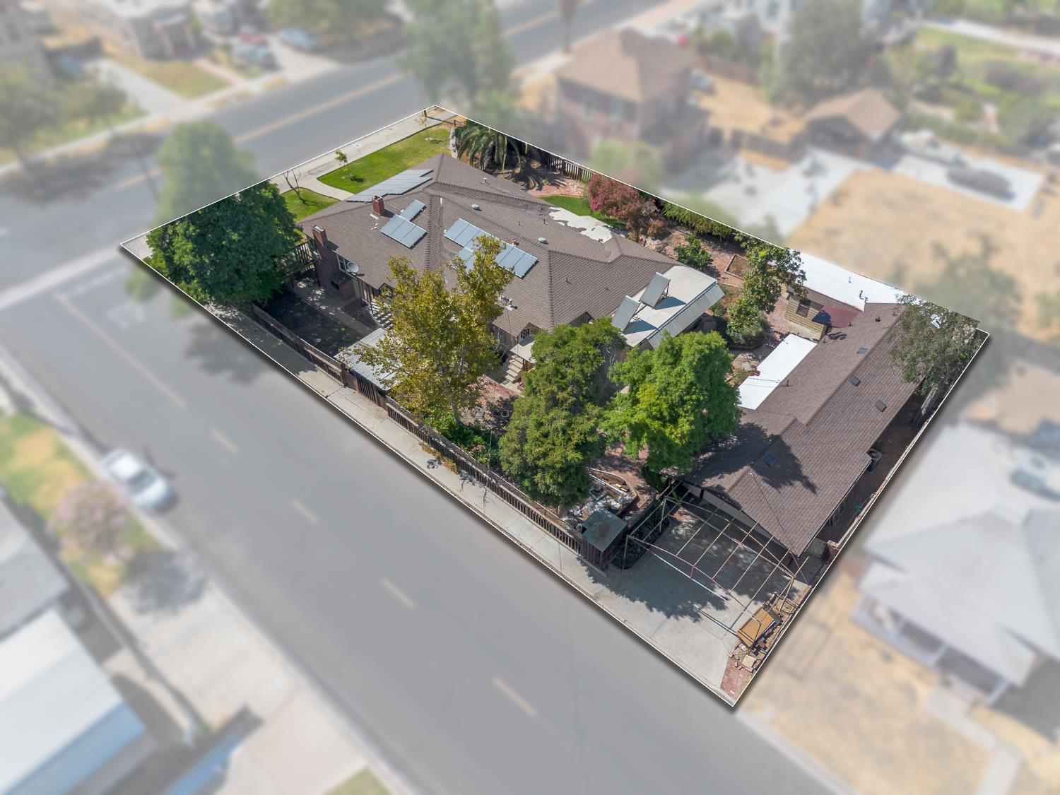 1301 N Douty St, Hanford, CA 93230