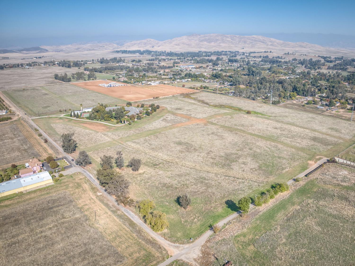 4715 E Copper Ave, Clovis, CA 93619