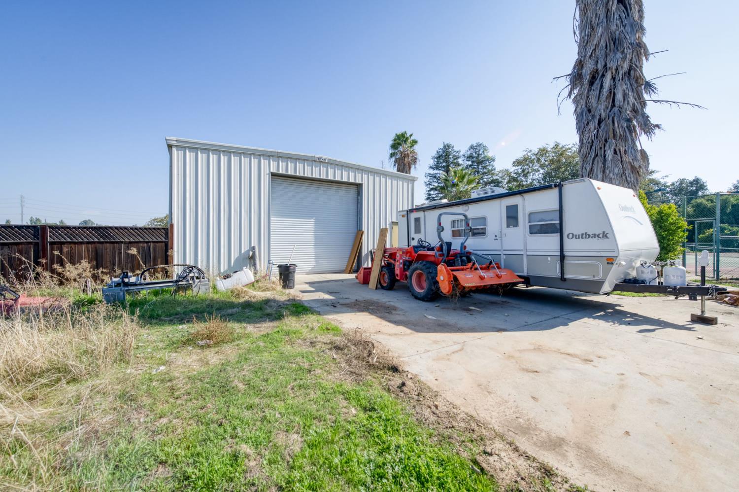 4715 E Copper Ave, Clovis, CA 93619