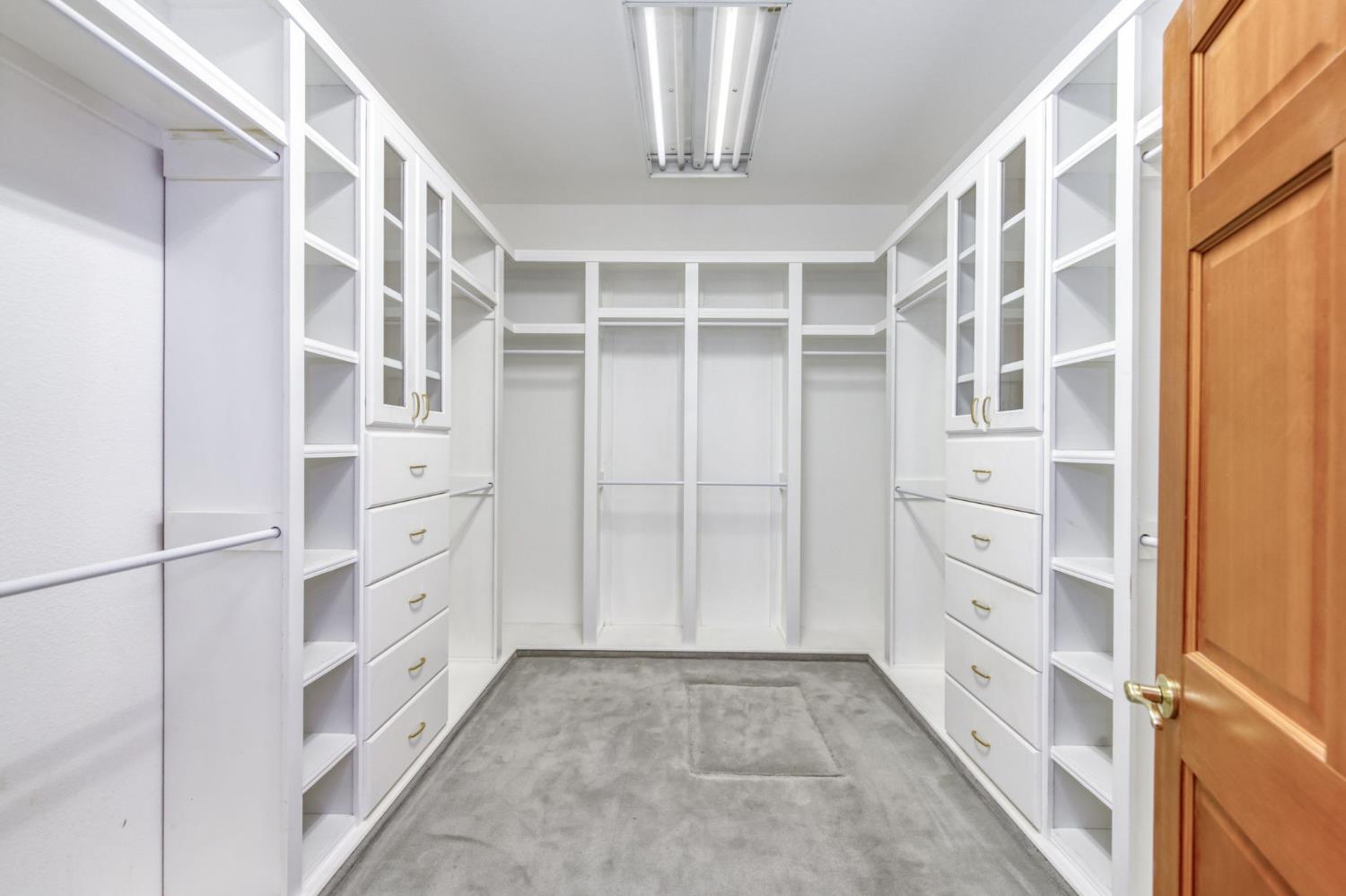 4715 E Copper Ave, Clovis, CA 93619