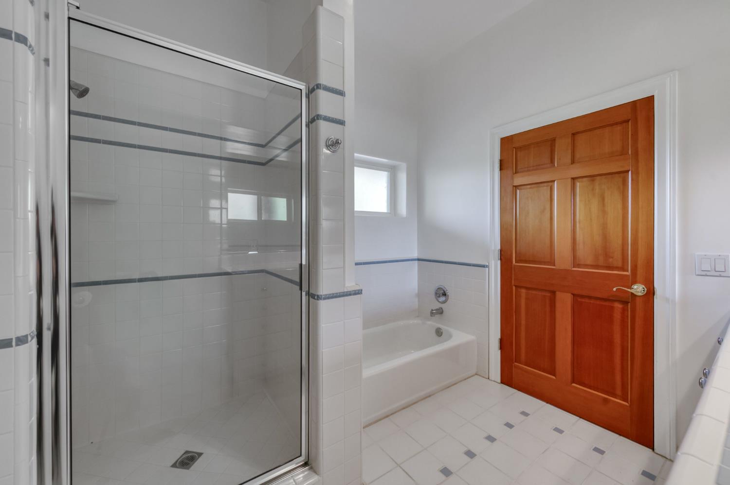 4715 E Copper Ave, Clovis, CA 93619