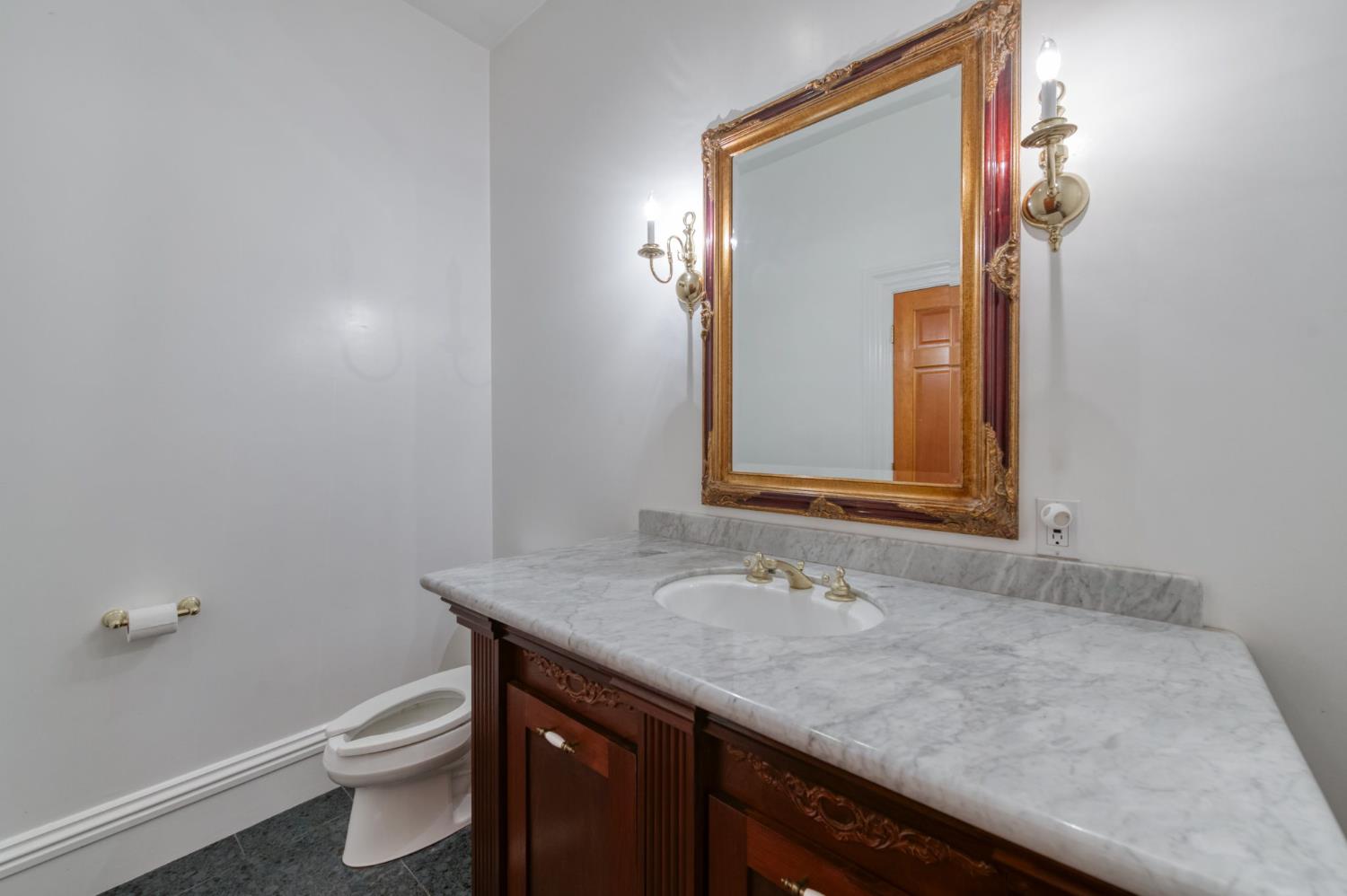 4715 E Copper Ave, Clovis, CA 93619