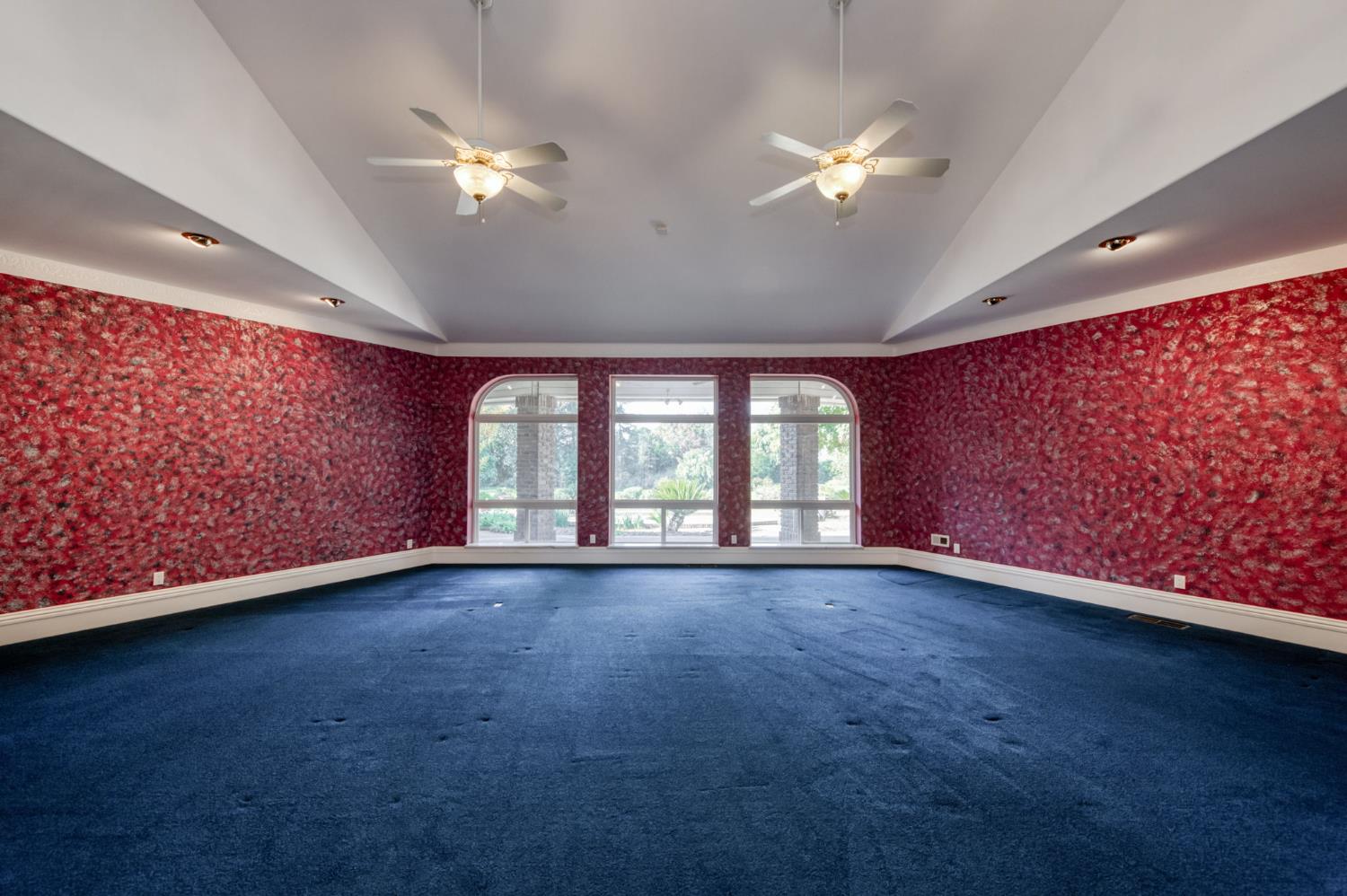 4715 E Copper Ave, Clovis, CA 93619