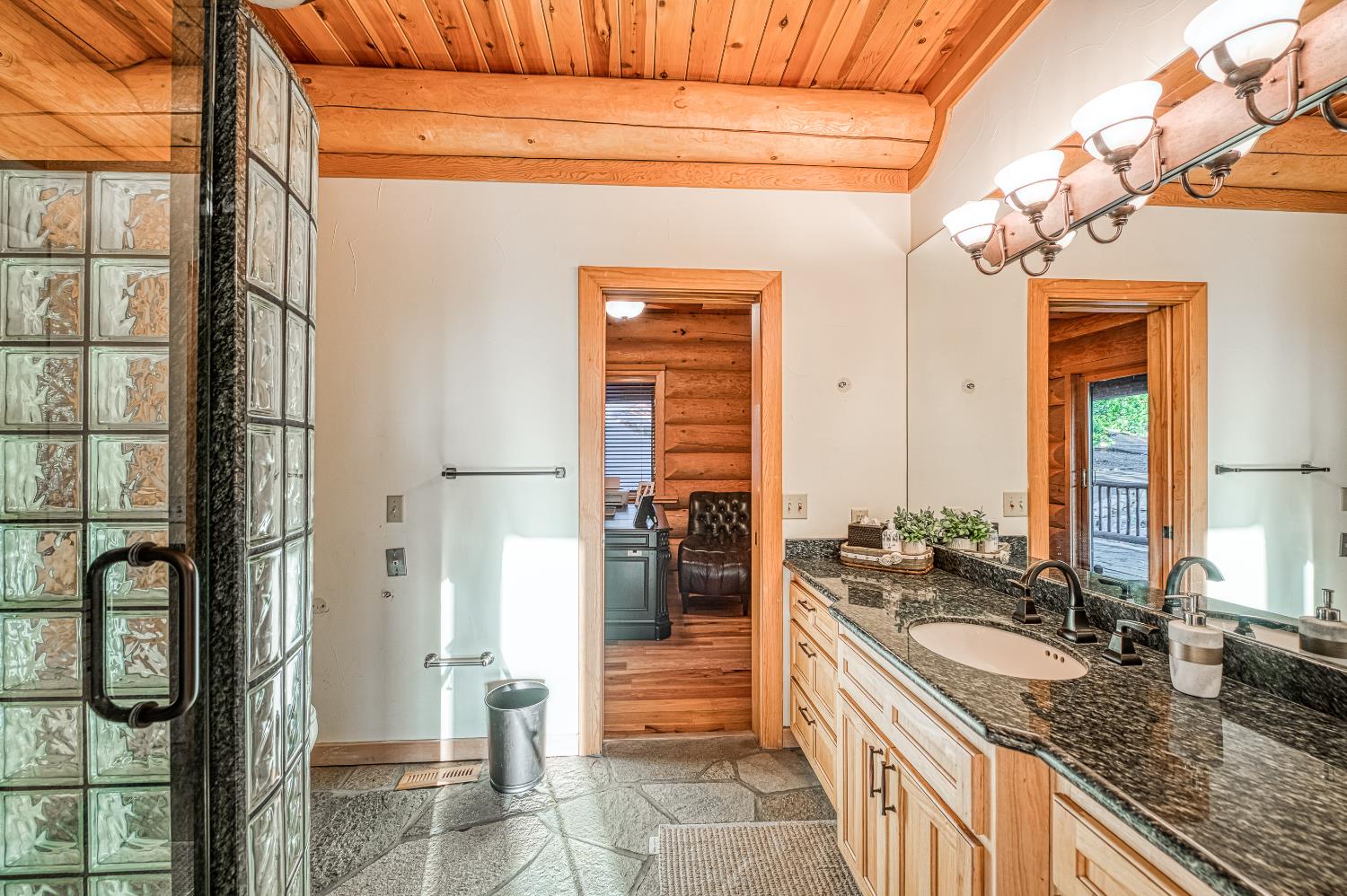 12755 Rusty Spur Ln, Clovis, CA 93619