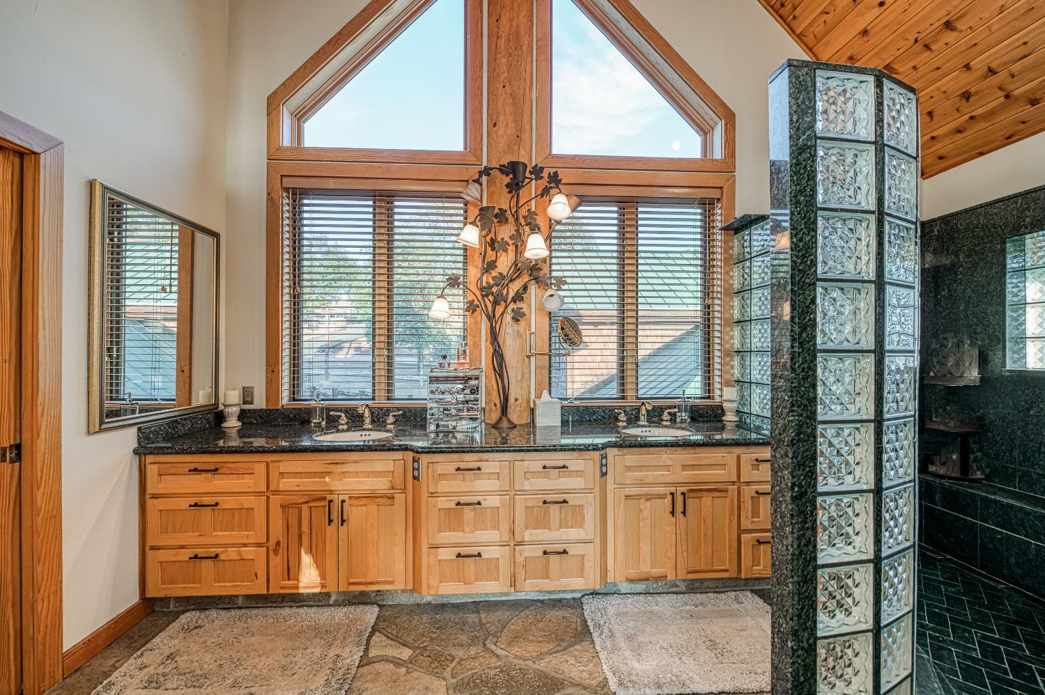 12755 Rusty Spur Ln, Clovis, CA 93619