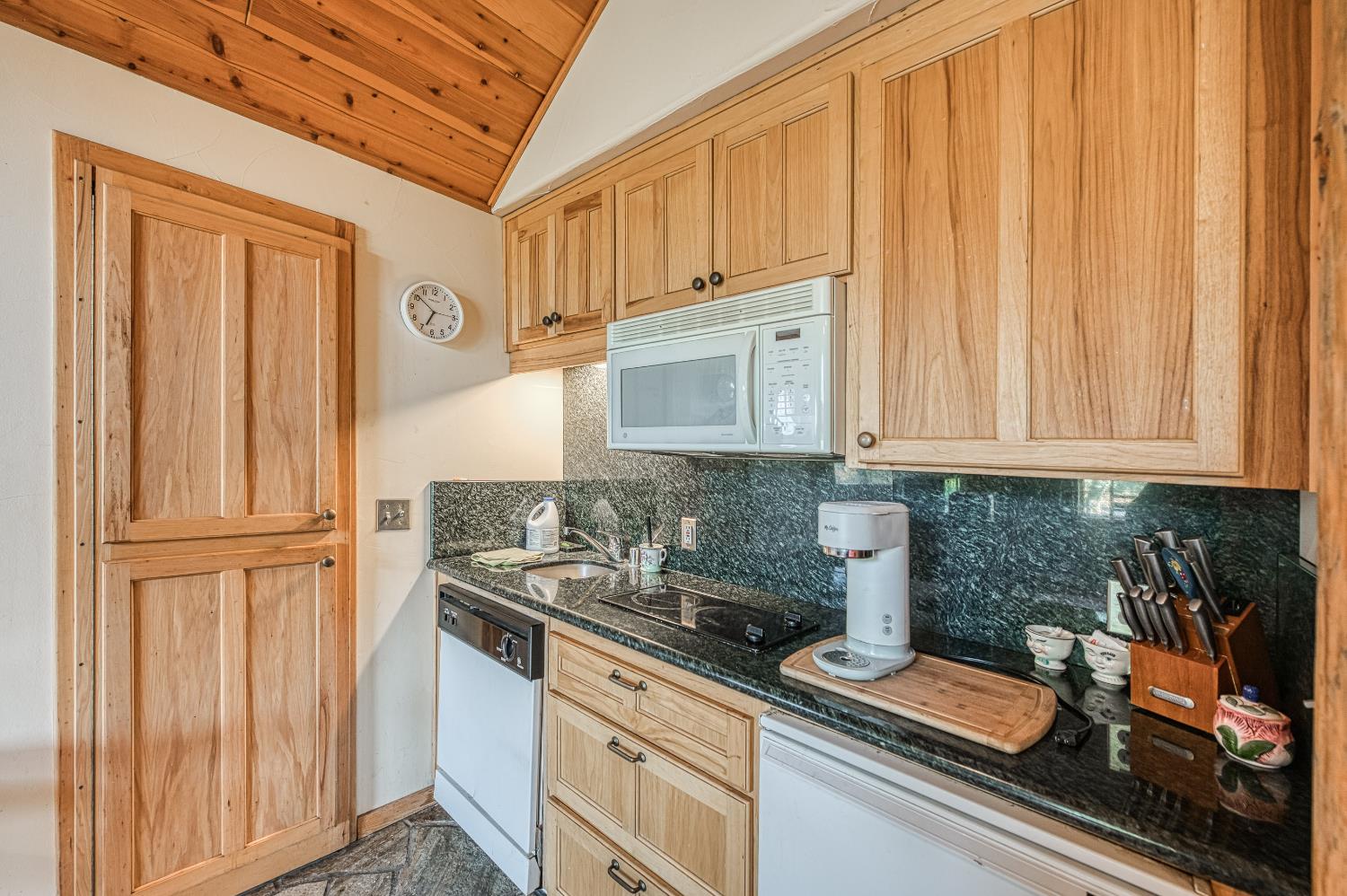 12755 Rusty Spur Ln, Clovis, CA 93619