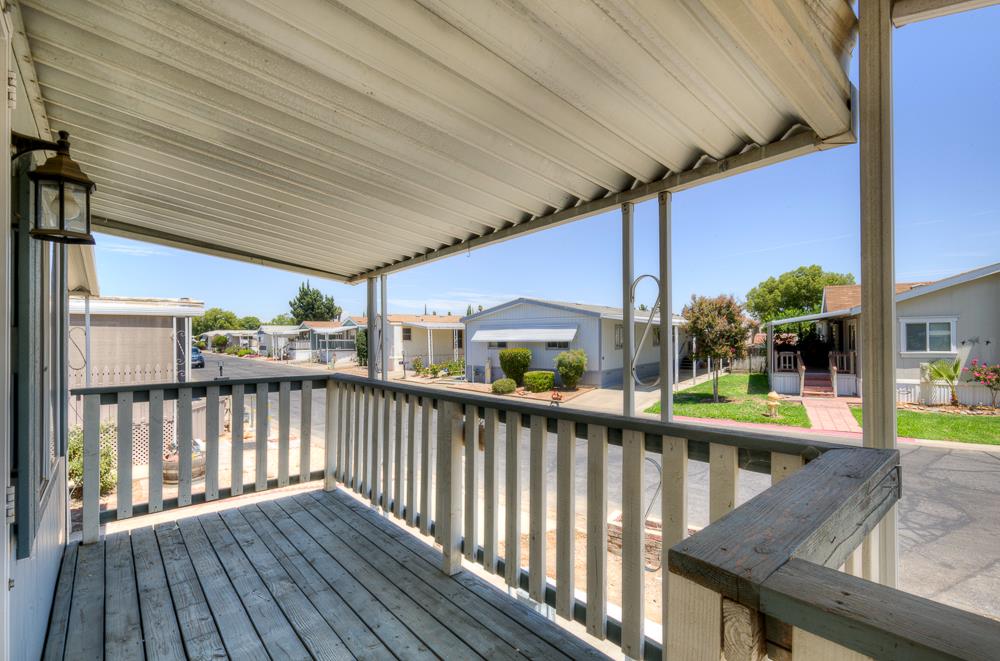 1218 E Cleveland Ave #23, Madera, CA 93638