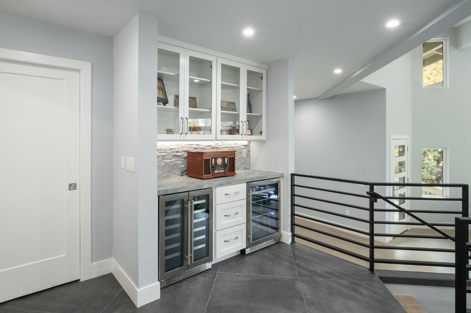 39577 Pond Ln, Shaver Lake, CA 93664