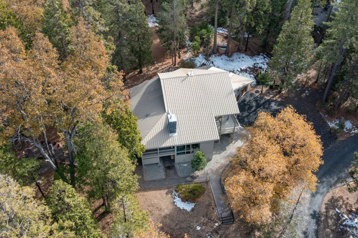 39577 Pond Ln, Shaver Lake, CA 93664