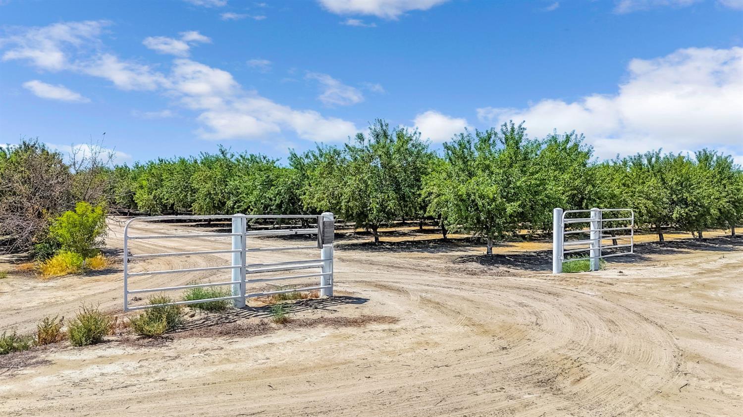 15110 Avenue 7, Madera, CA 93637