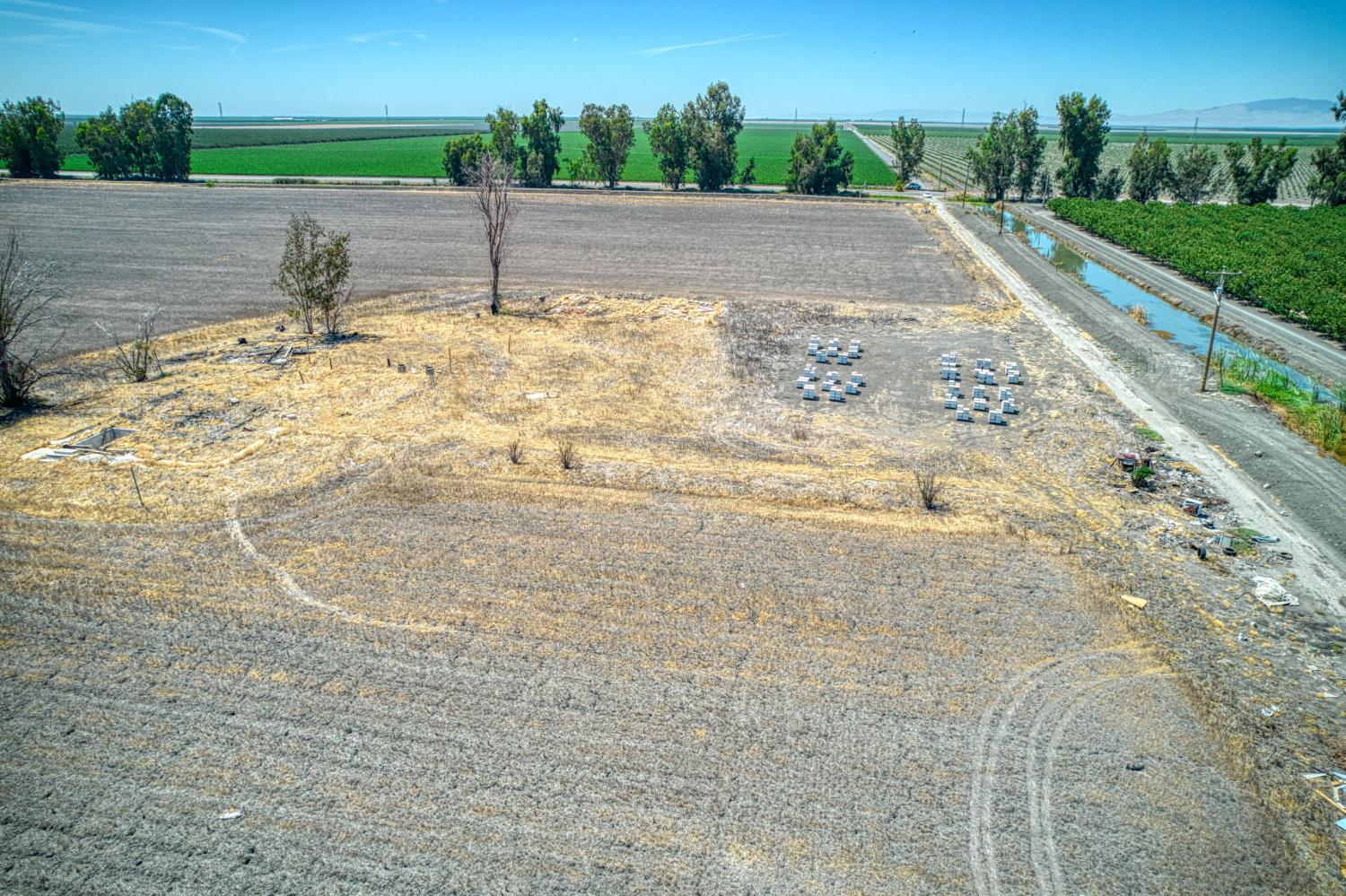 8830 S Sonoma Ave, Tranquillity, CA 93668