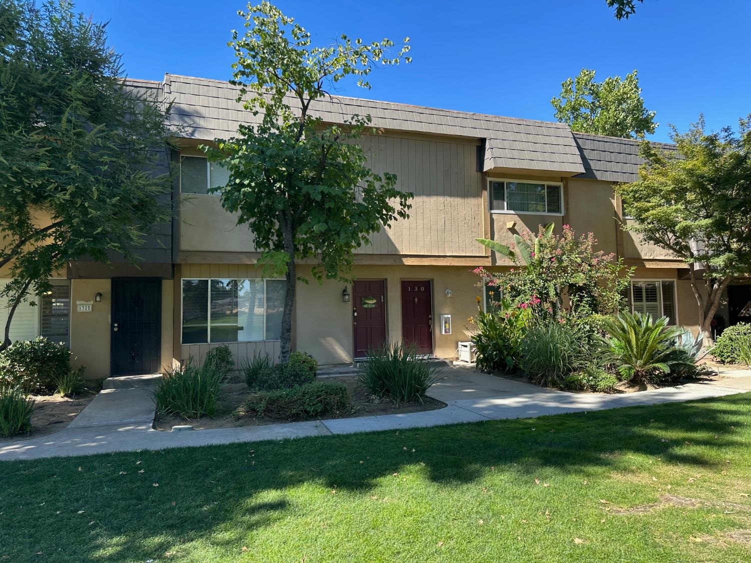 5138 E Ashlan Ave #106, Fresno, CA 93727