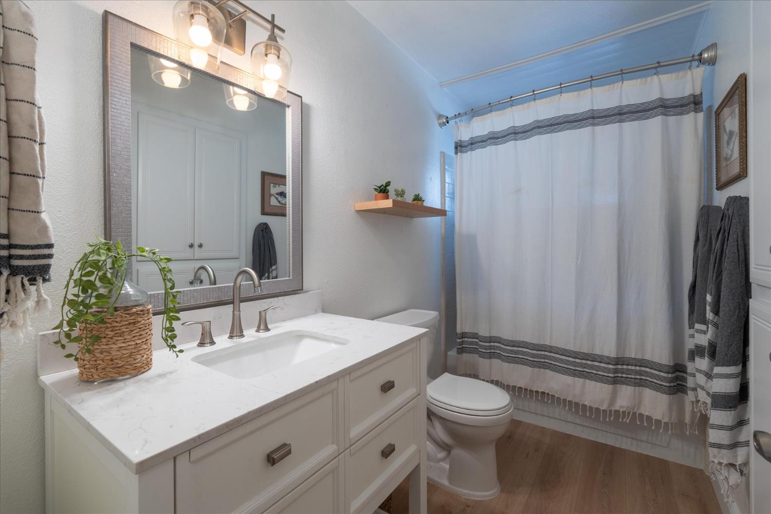 29280 Glacier Dr, Coarsegold, CA 93614