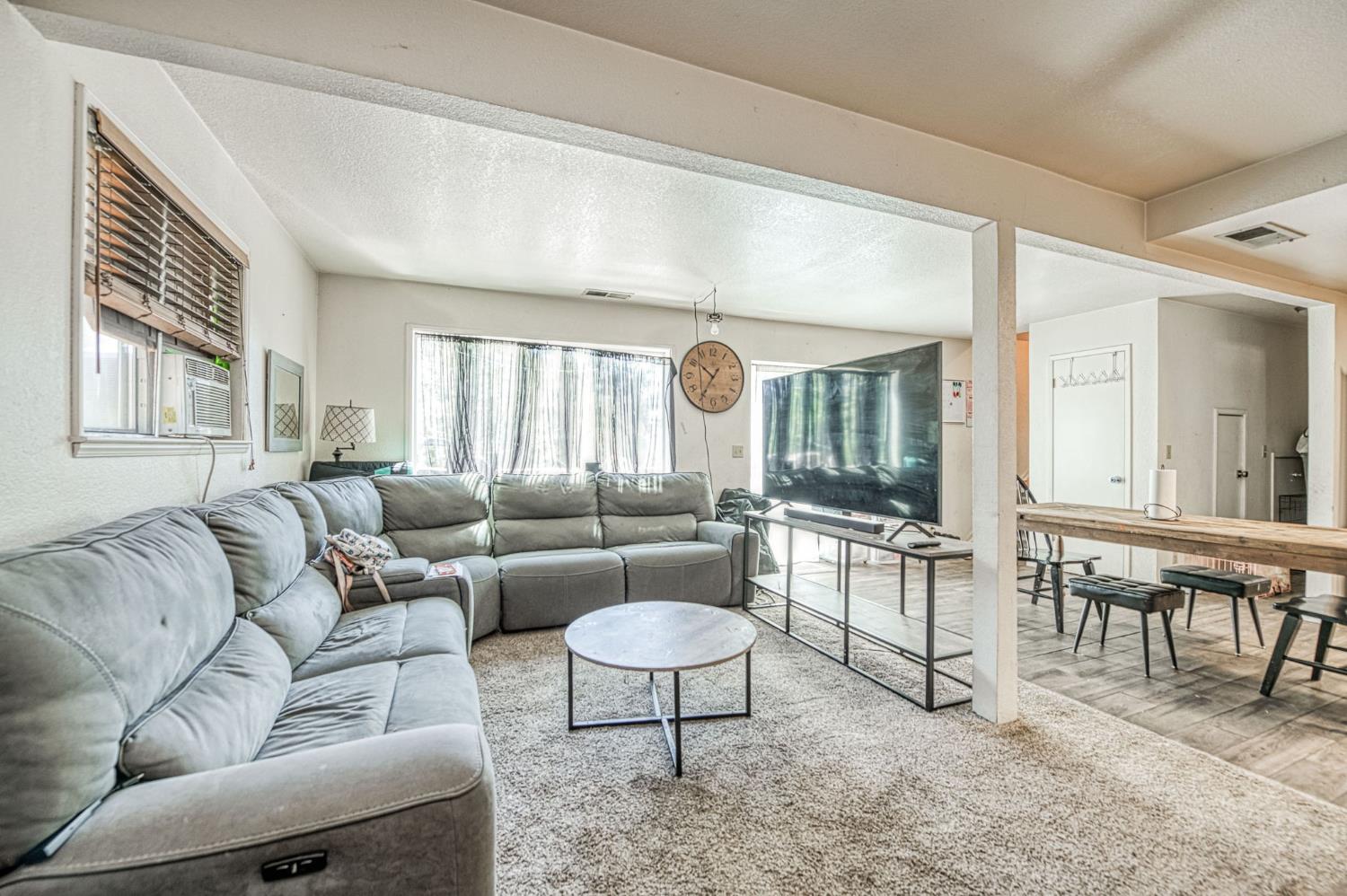 41918 Corlew Ln, Auberry, CA 93602