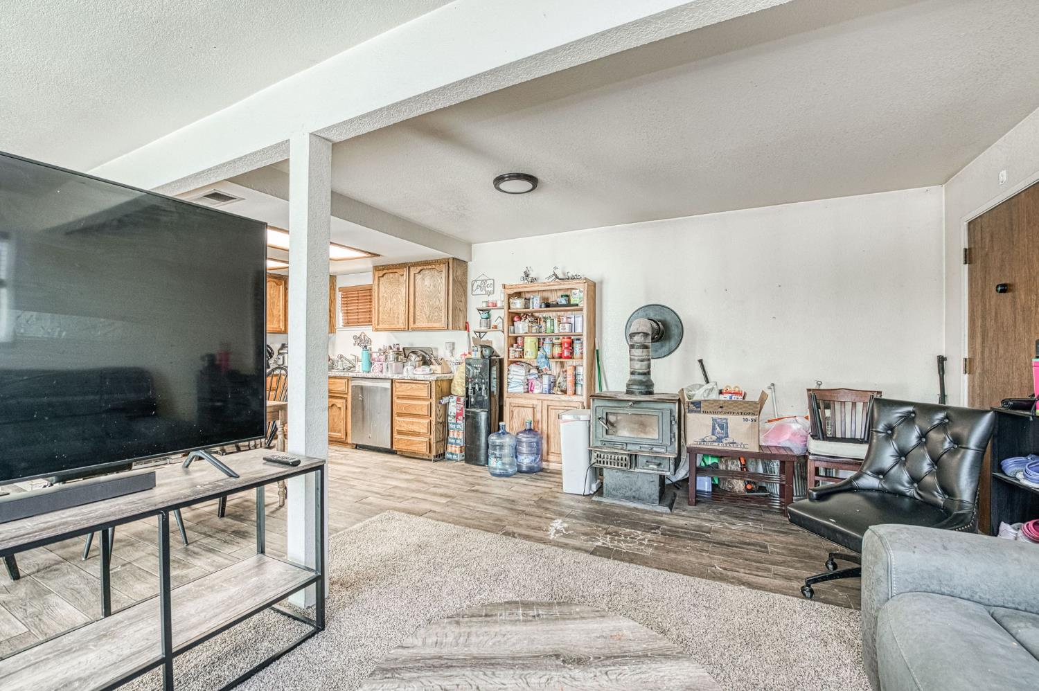 41918 Corlew Ln, Auberry, CA 93602