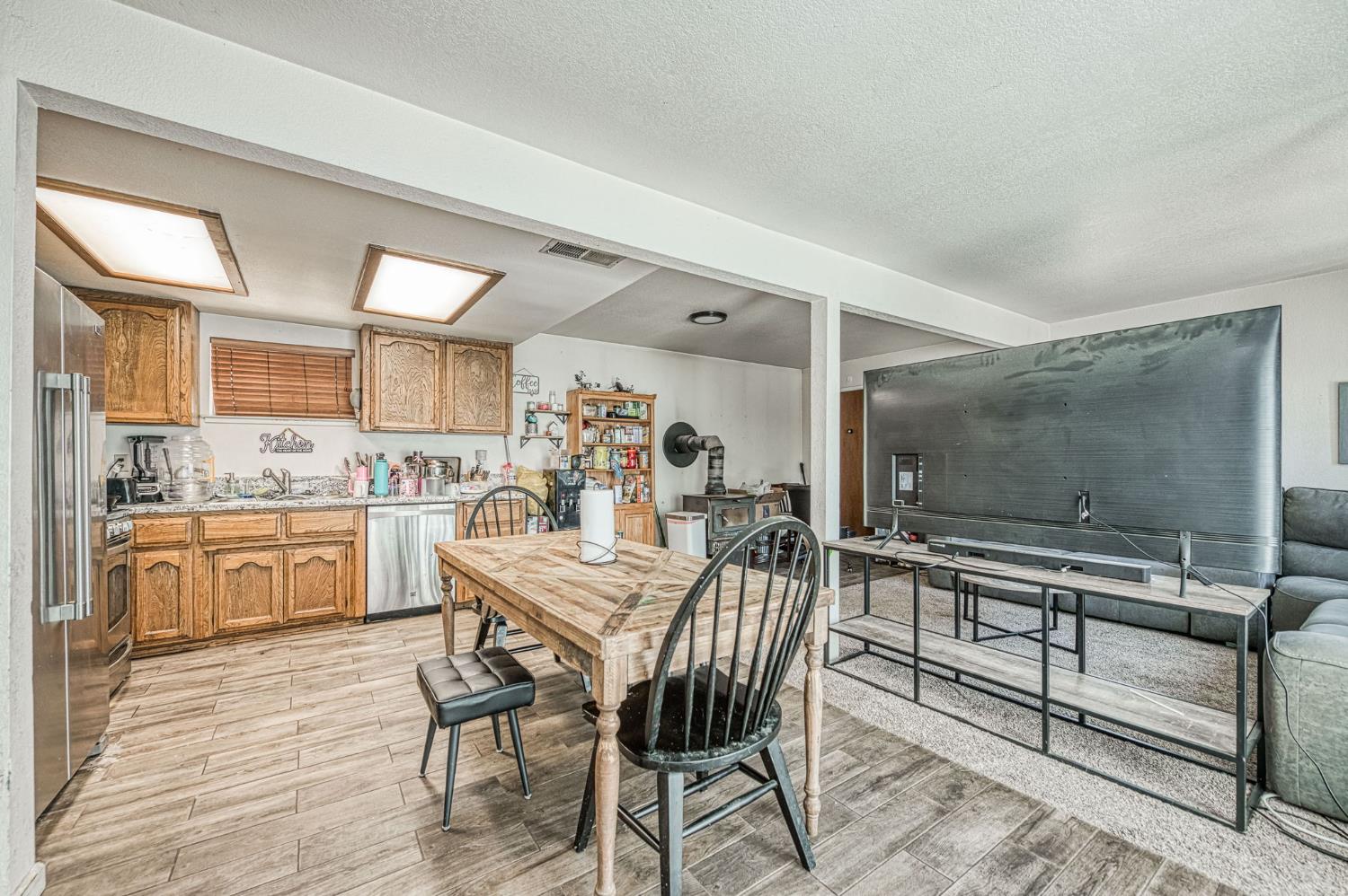 41918 Corlew Ln, Auberry, CA 93602