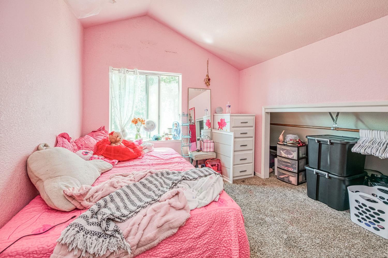 41918 Corlew Ln, Auberry, CA 93602