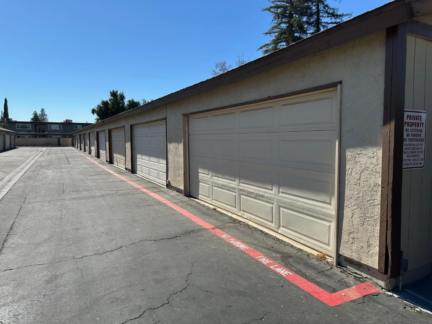 350 S Argyle Ave #101, Fresno, CA 93727