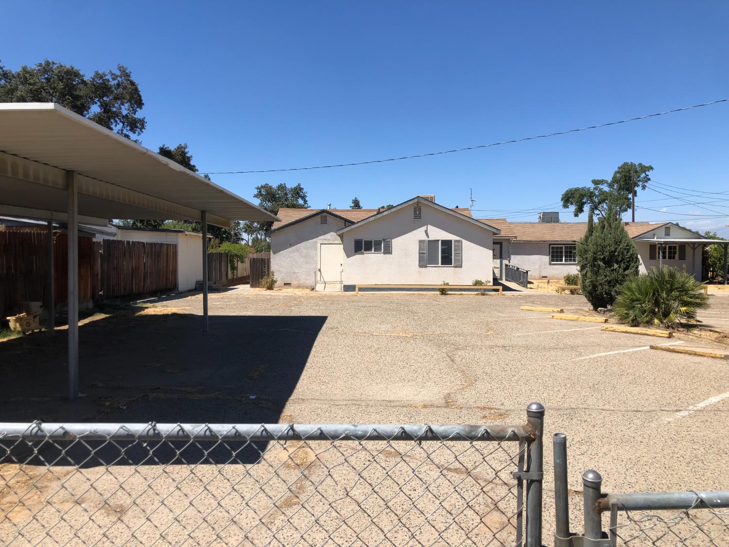 1590 E Dinuba Ave, Reedley, CA 93654