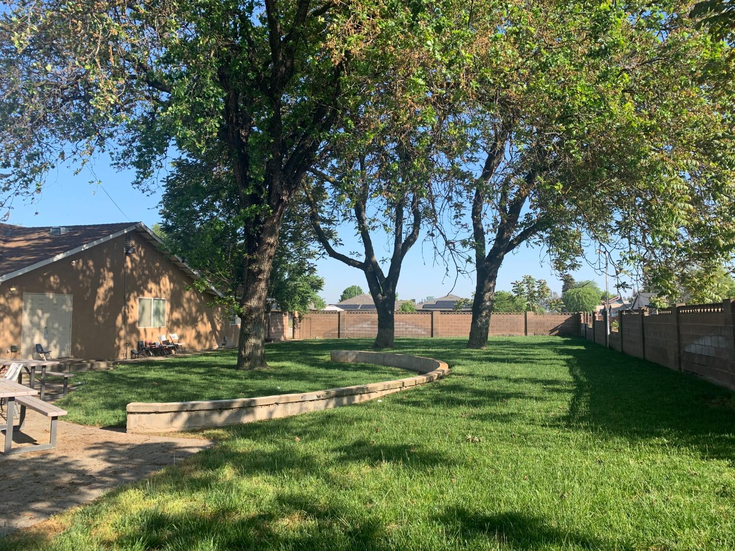 4206 W Dakota, Fresno, CA 93722