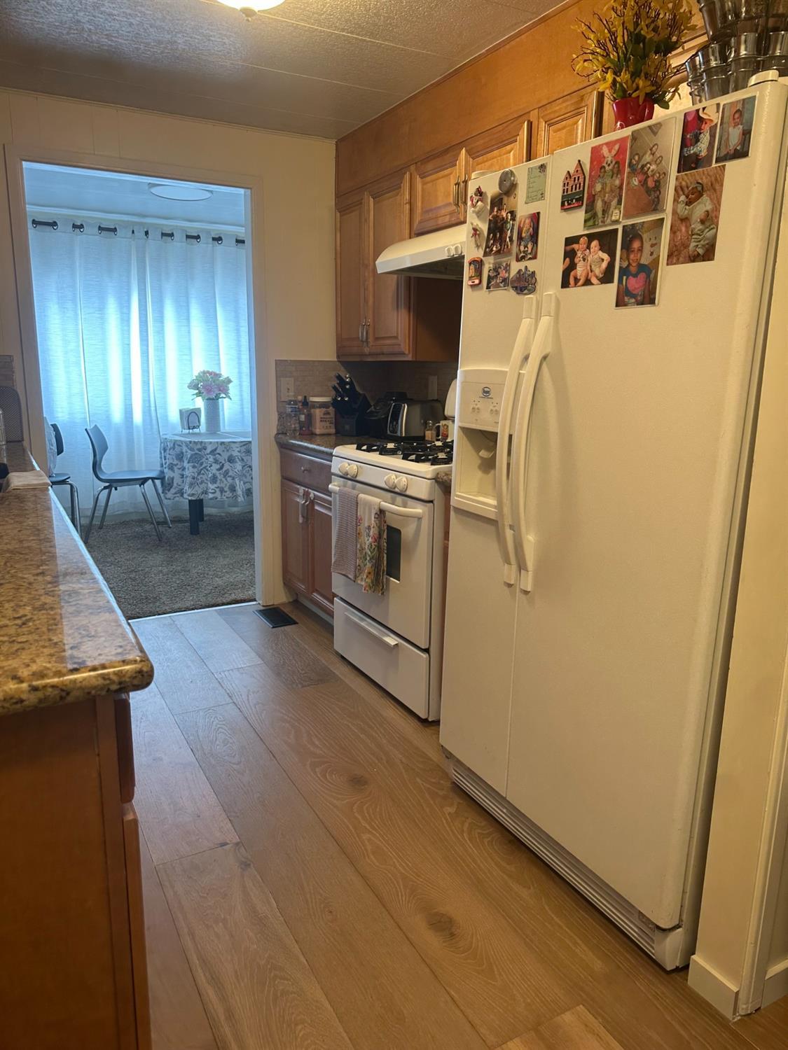 7676 N Fresno St #SP 20, Fresno, CA 93720