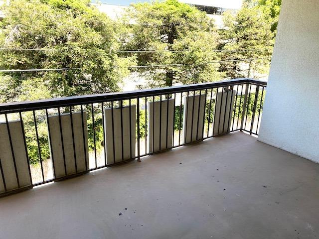 5180 N Wishon Ave #201, Fresno, CA 93704