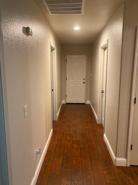 554 St Michelle Dr, Madera, CA 93637