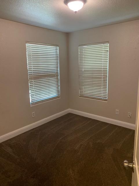 554 St Michelle Dr, Madera, CA 93637