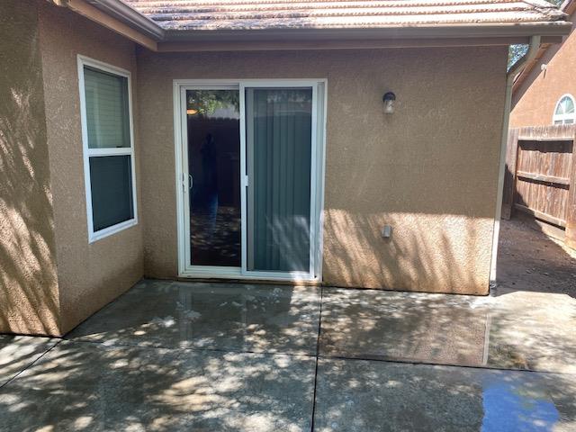 554 St Michelle Dr, Madera, CA 93637