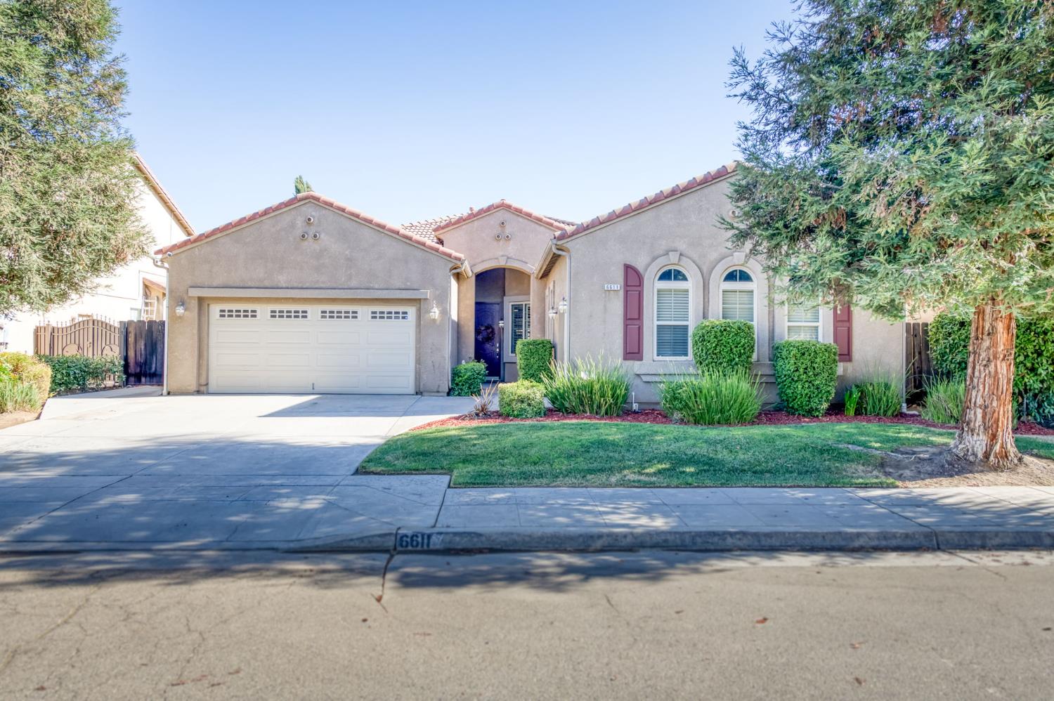 6611 W Morris Ave, Fresno, CA 93723