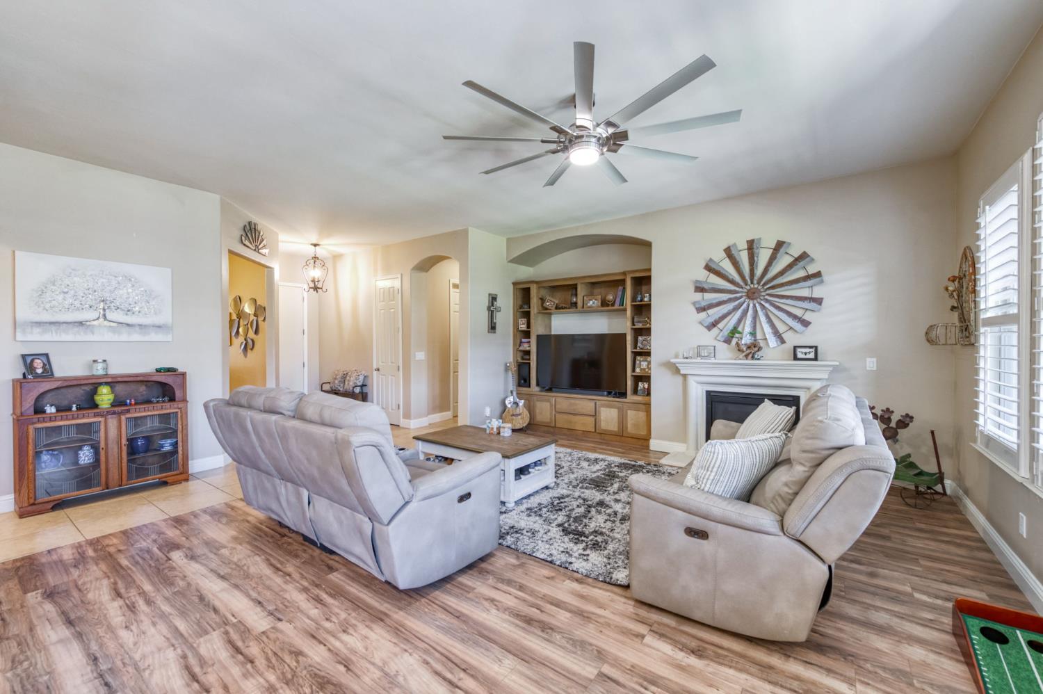 6611 W Morris Ave, Fresno, CA 93723