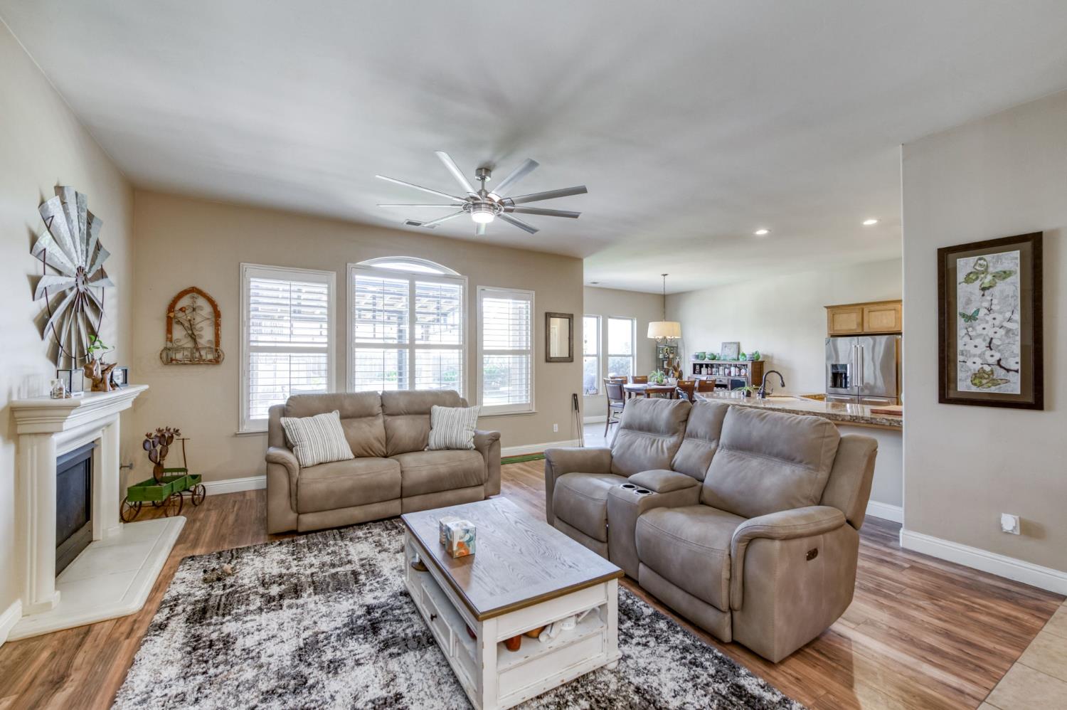 6611 W Morris Ave, Fresno, CA 93723