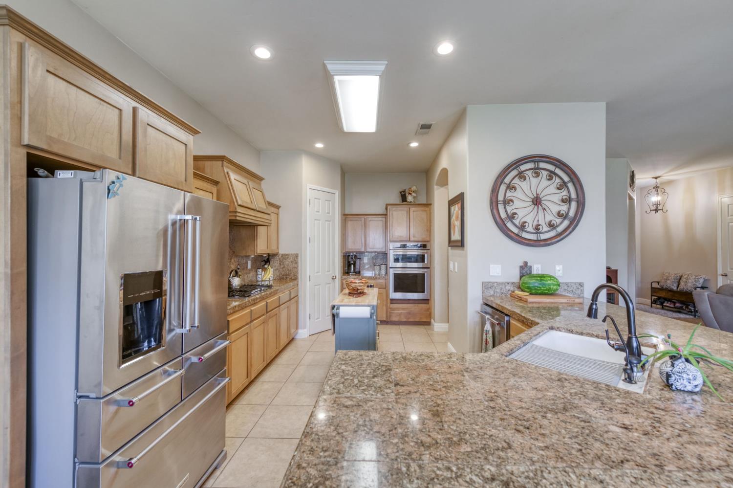 6611 W Morris Ave, Fresno, CA 93723