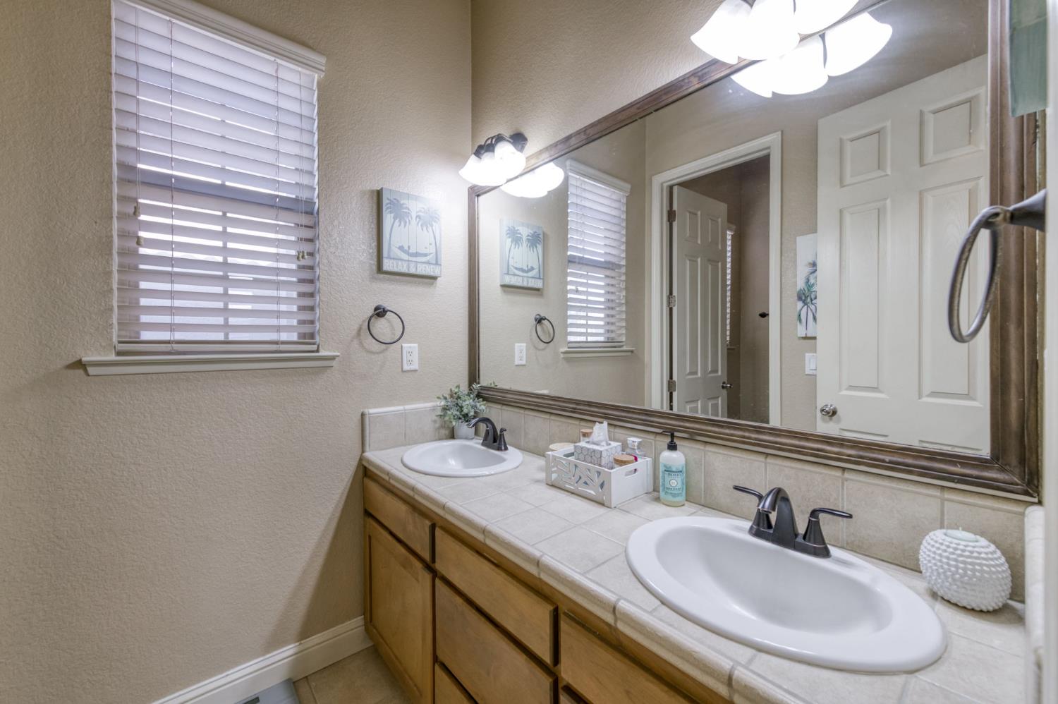 6611 W Morris Ave, Fresno, CA 93723