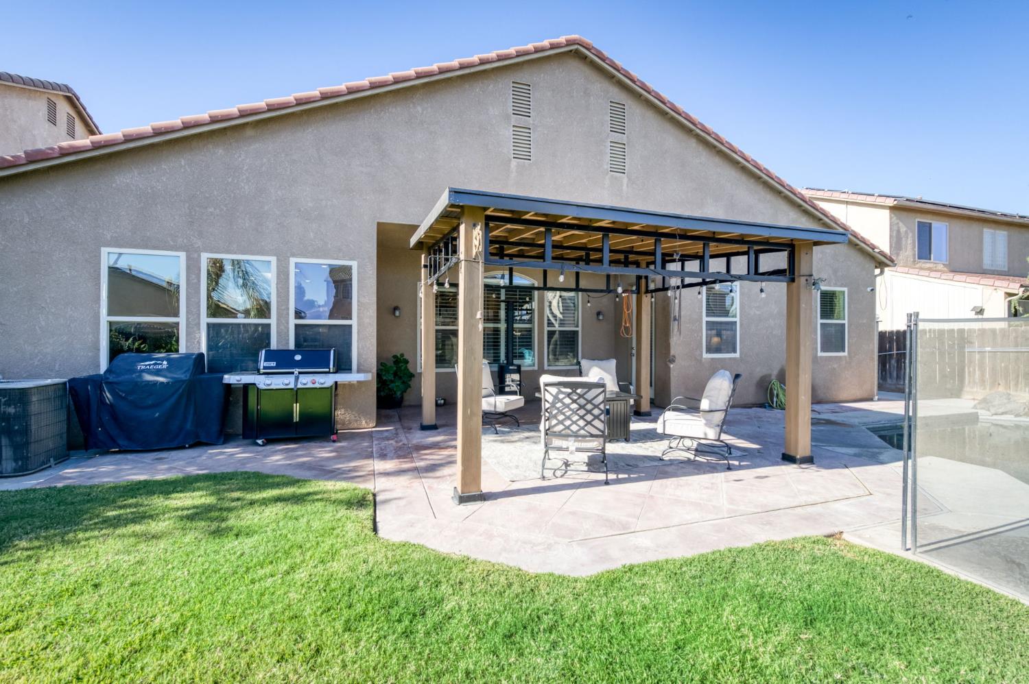 6611 W Morris Ave, Fresno, CA 93723