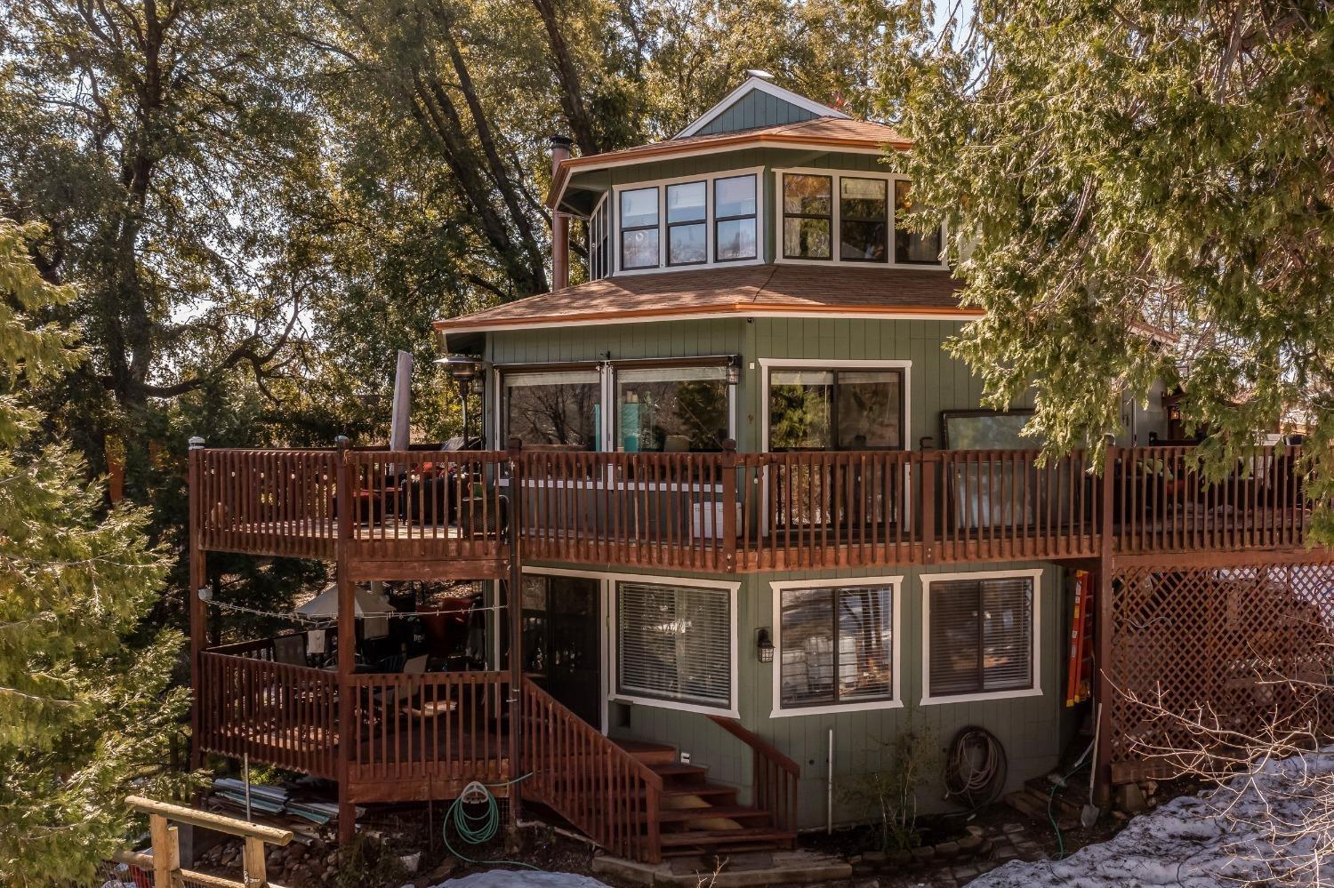 33952 Tocaloma Rd, Auberry, CA 93602