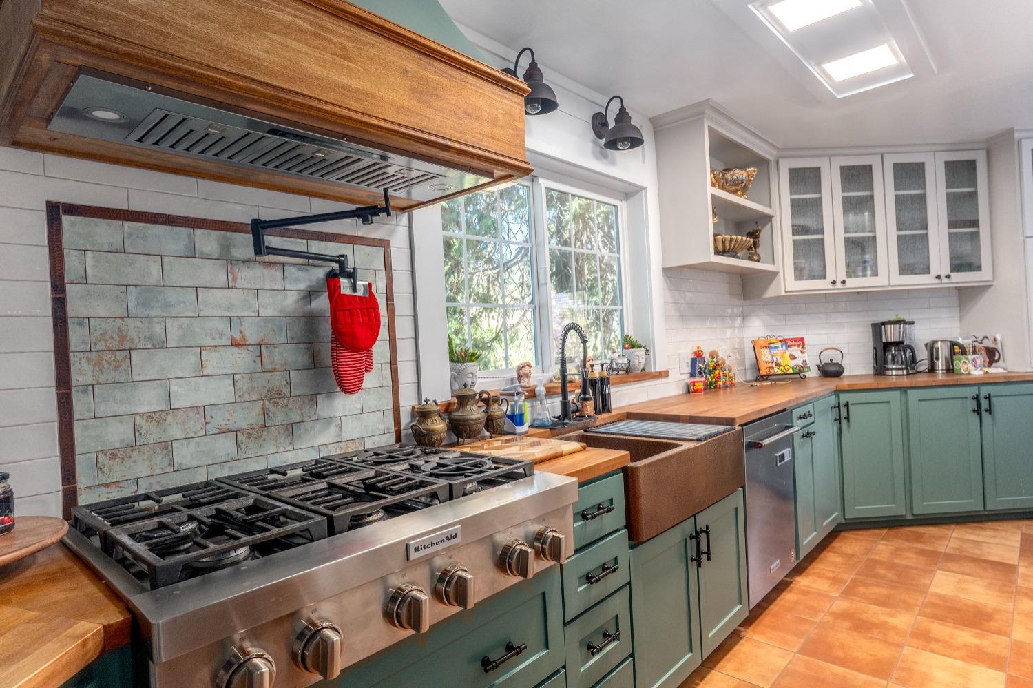 33952 Tocaloma Rd, Auberry, CA 93602