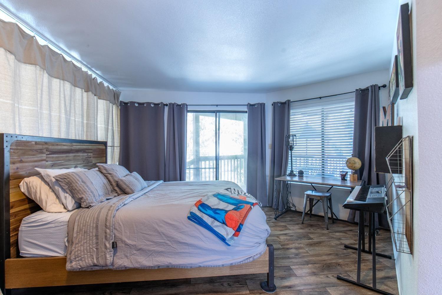 33952 Tocaloma Rd, Auberry, CA 93602