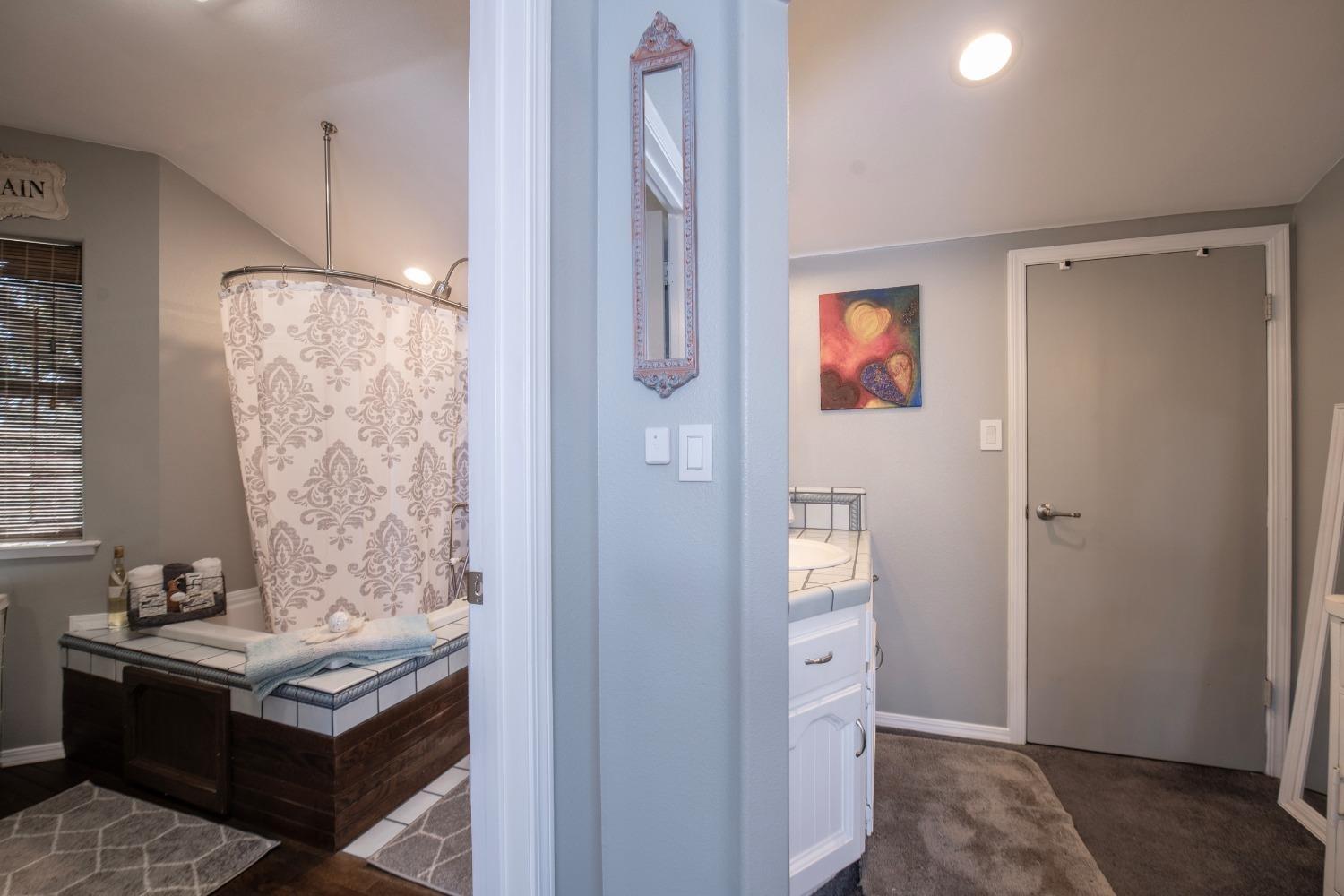 33952 Tocaloma Rd, Auberry, CA 93602