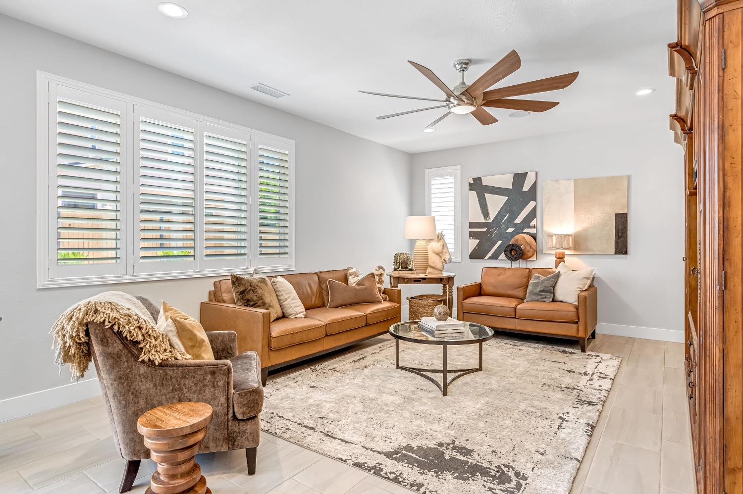 4369 Horizon Dr, Madera, CA 93636