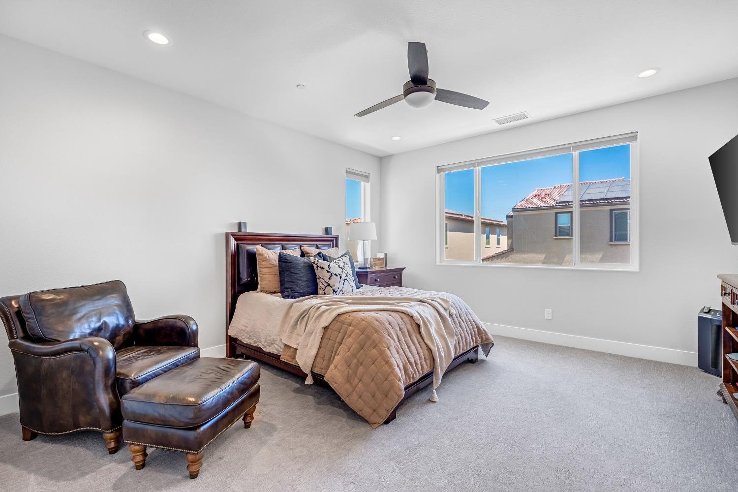 4369 Horizon Dr, Madera, CA 93636