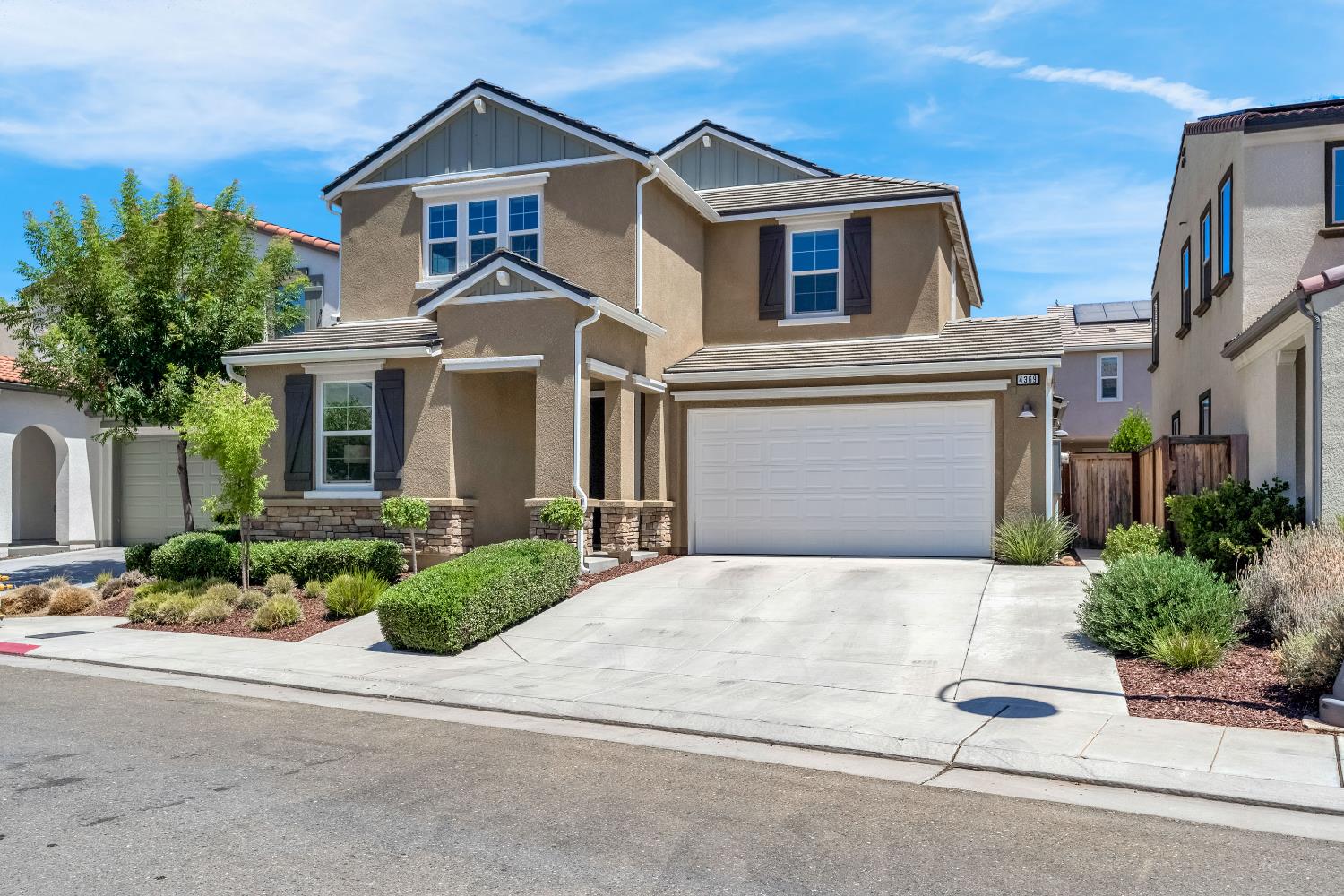 4369 Horizon Dr, Madera, CA 93636