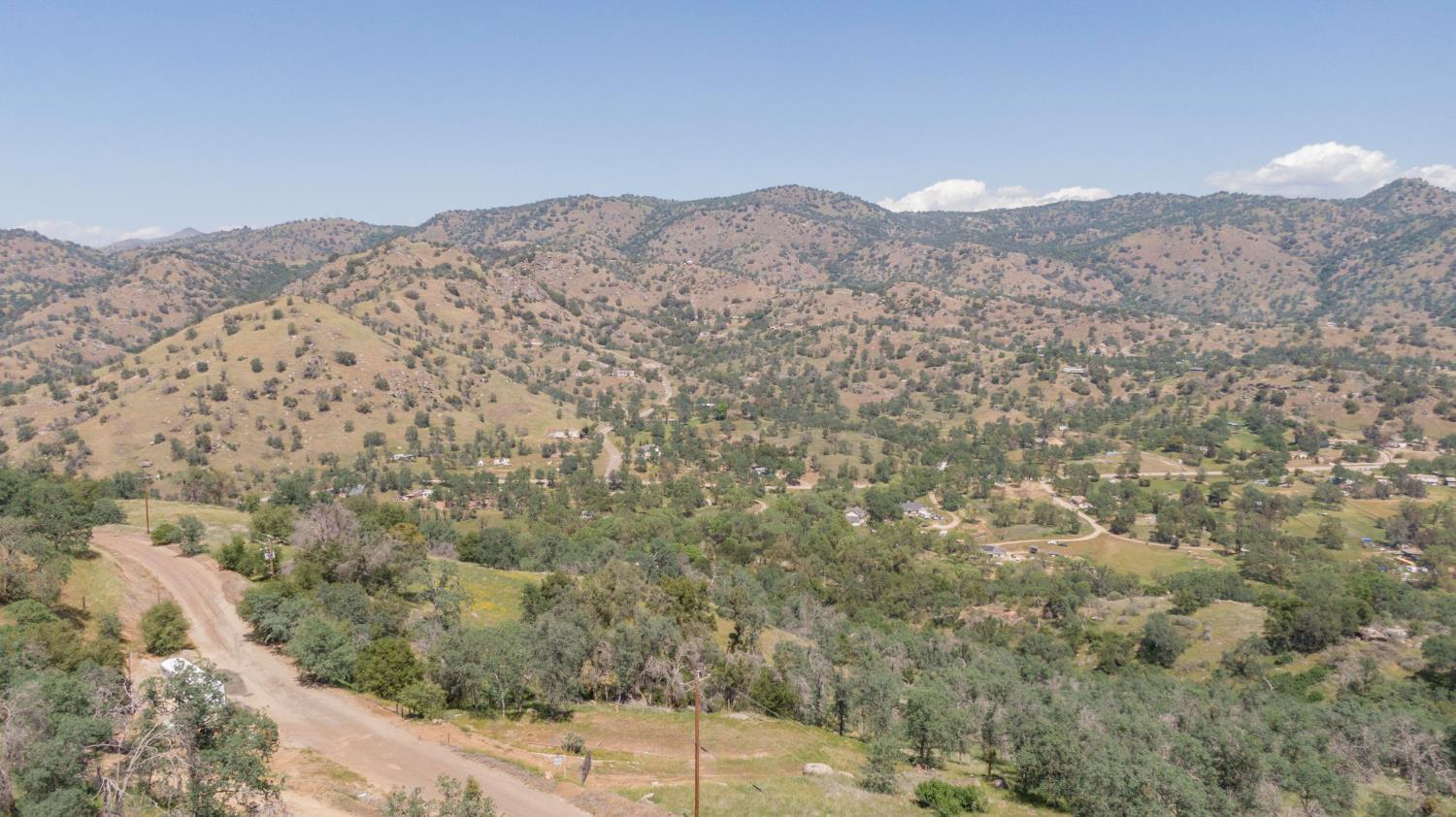 0 0 Totem Ln, Yokuts Valley, CA 93675
