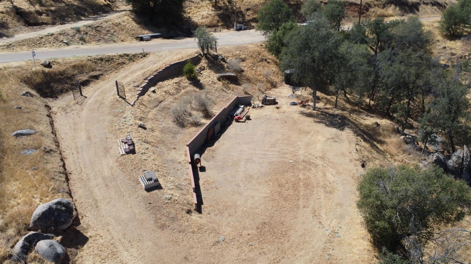 0 0 Totem Ln, Yokuts Valley, CA 93675