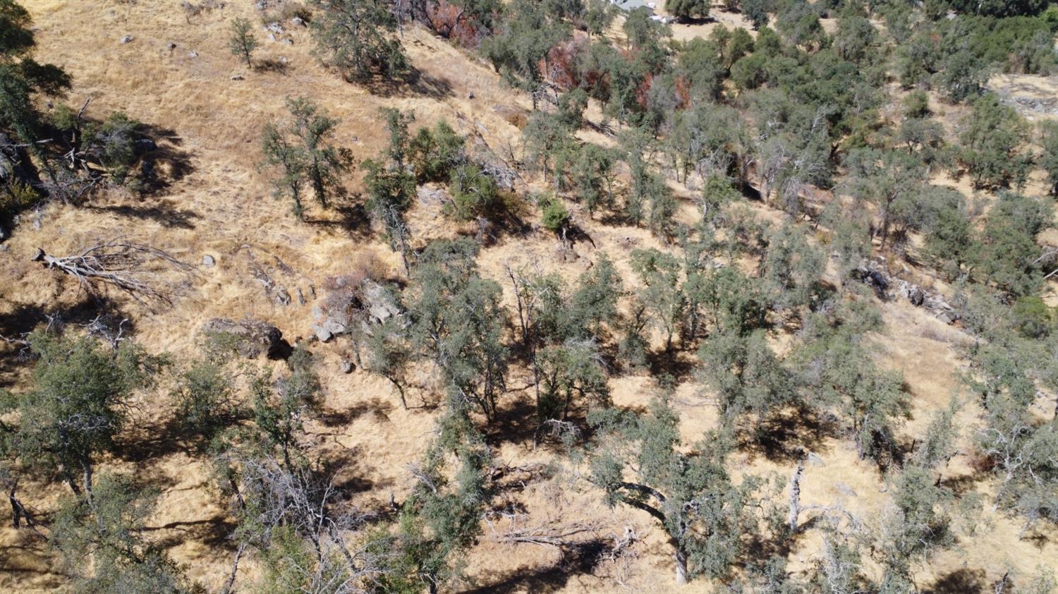 0 0 Totem Ln, Yokuts Valley, CA 93675