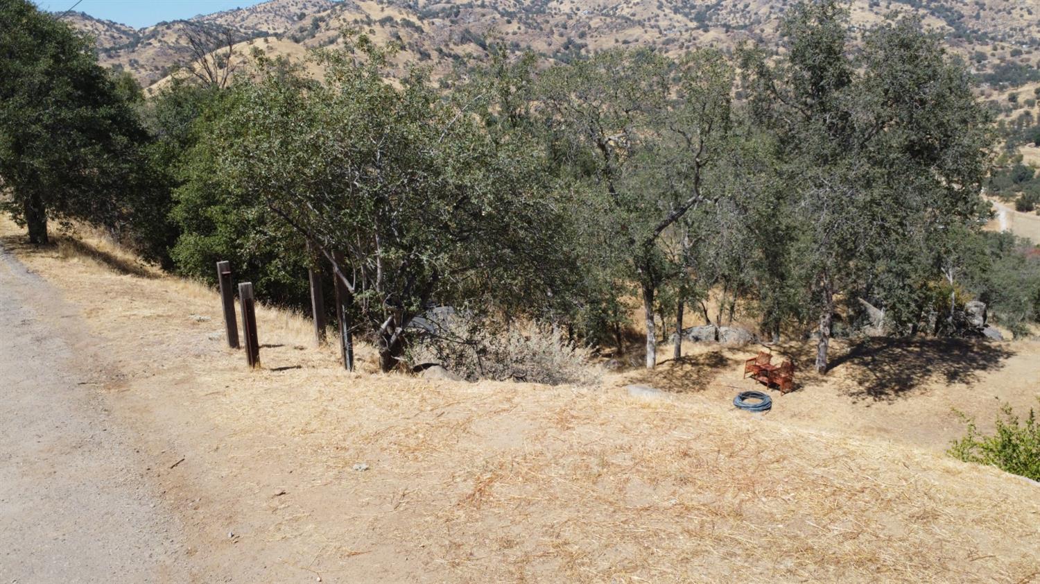 0 0 Totem Ln, Yokuts Valley, CA 93675