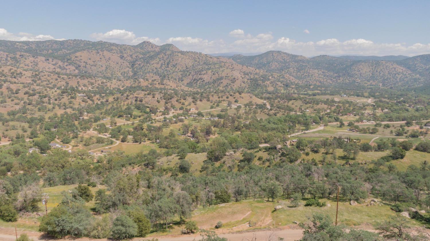 0 0 Totem Ln, Yokuts Valley, CA 93675